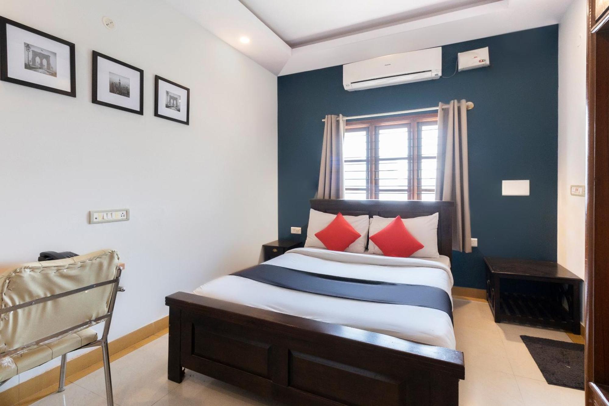 Collection O Victorian Comforts Bangalore Extérieur photo